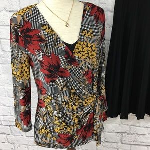 Black label Evan Picone faux wrap 3/4 sleeve top M